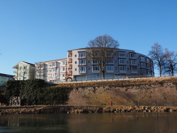 Systemic Income: Orchestrating Autonomous Financial Ecosystems.